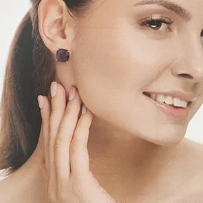 گوشواره زنانه میخی نگینی مدل TE1040